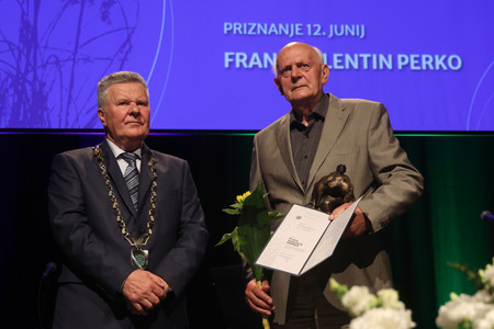 Slavnostna seja občinskega sveta občine Cerknica ob občinskem prazniku s podelitvijo priznanj 50 Foto Ljubo Vukelič